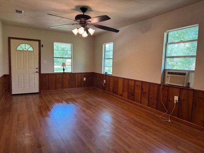 Building Photo - Beautiful Camp Style Home For Lease In Den...