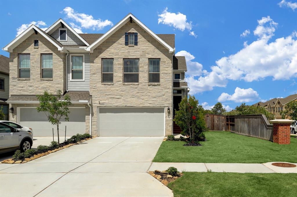 Foto principal - 2518 Terrace Point Dr