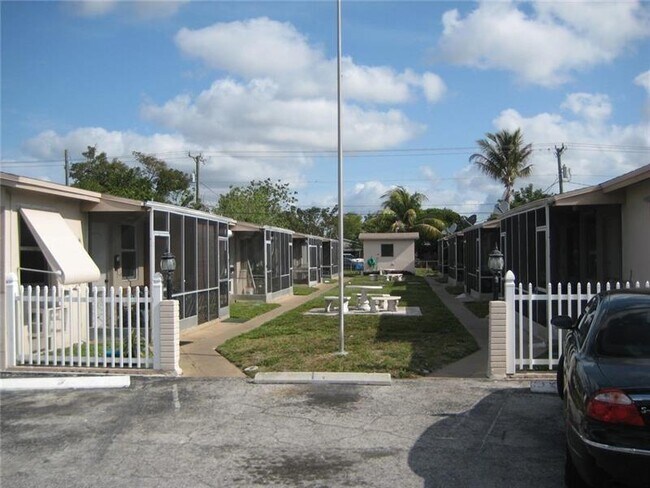 Foto del edificio - 2213 Lincoln St