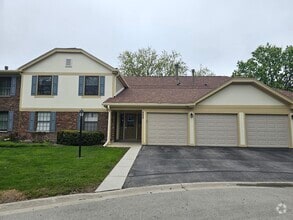 Building Photo - 733 Plum Tree Ct