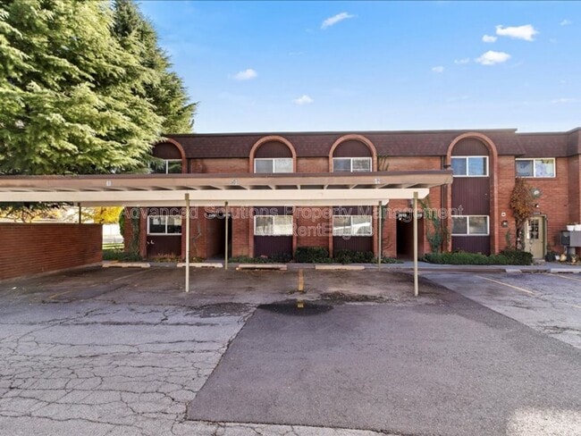 Building Photo - 3046 S 300 E