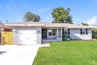 Building Photo - 1613 SW 61st Terrace