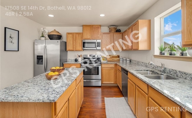 Building Photo - 17508 14th Dr SE