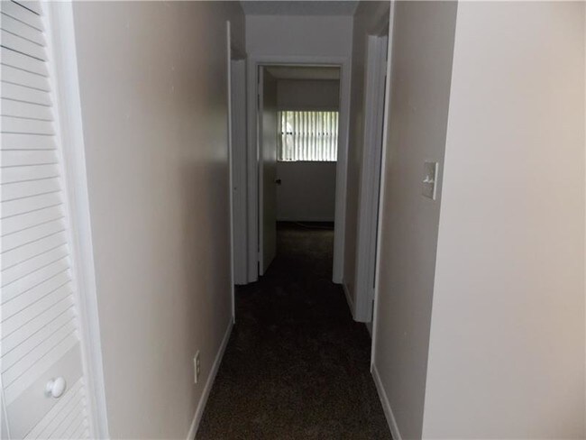 Building Photo - 2021 NW 45th Ave