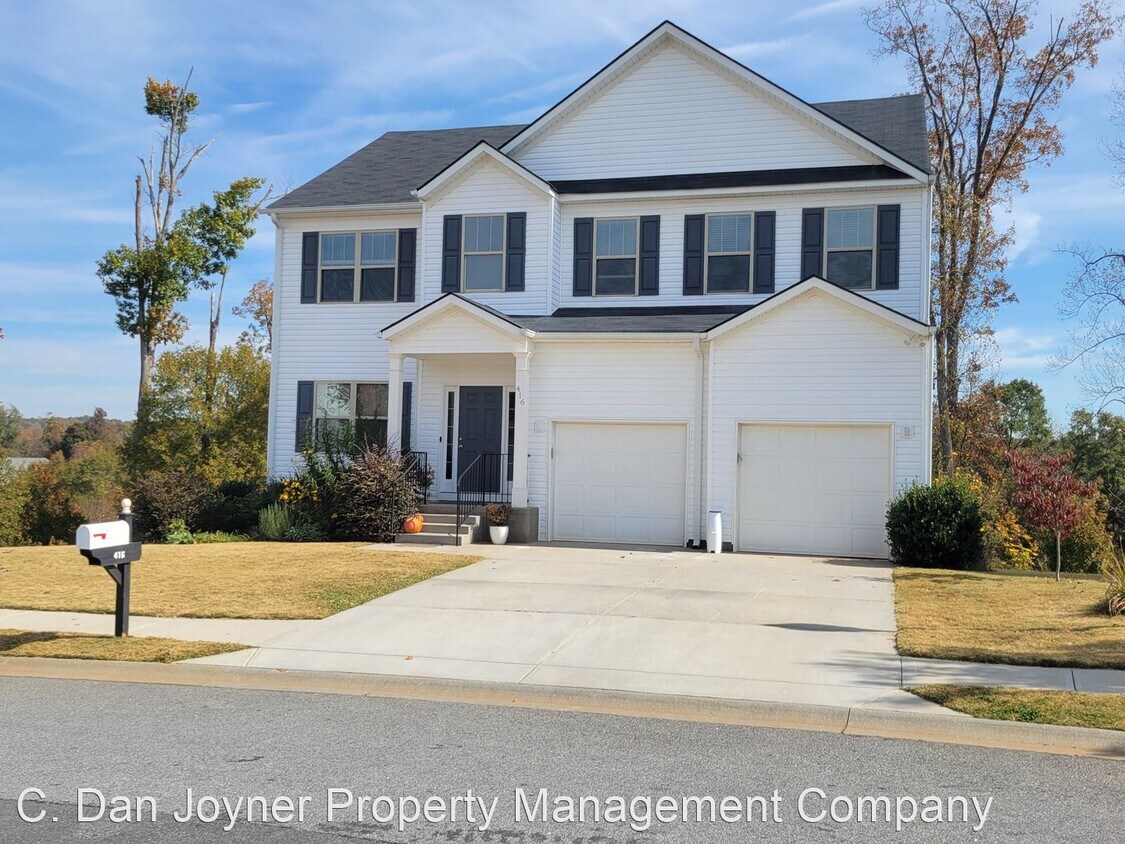 6 br, 4 bath House 416 Jones Peak Dr House Rental in Simpsonville