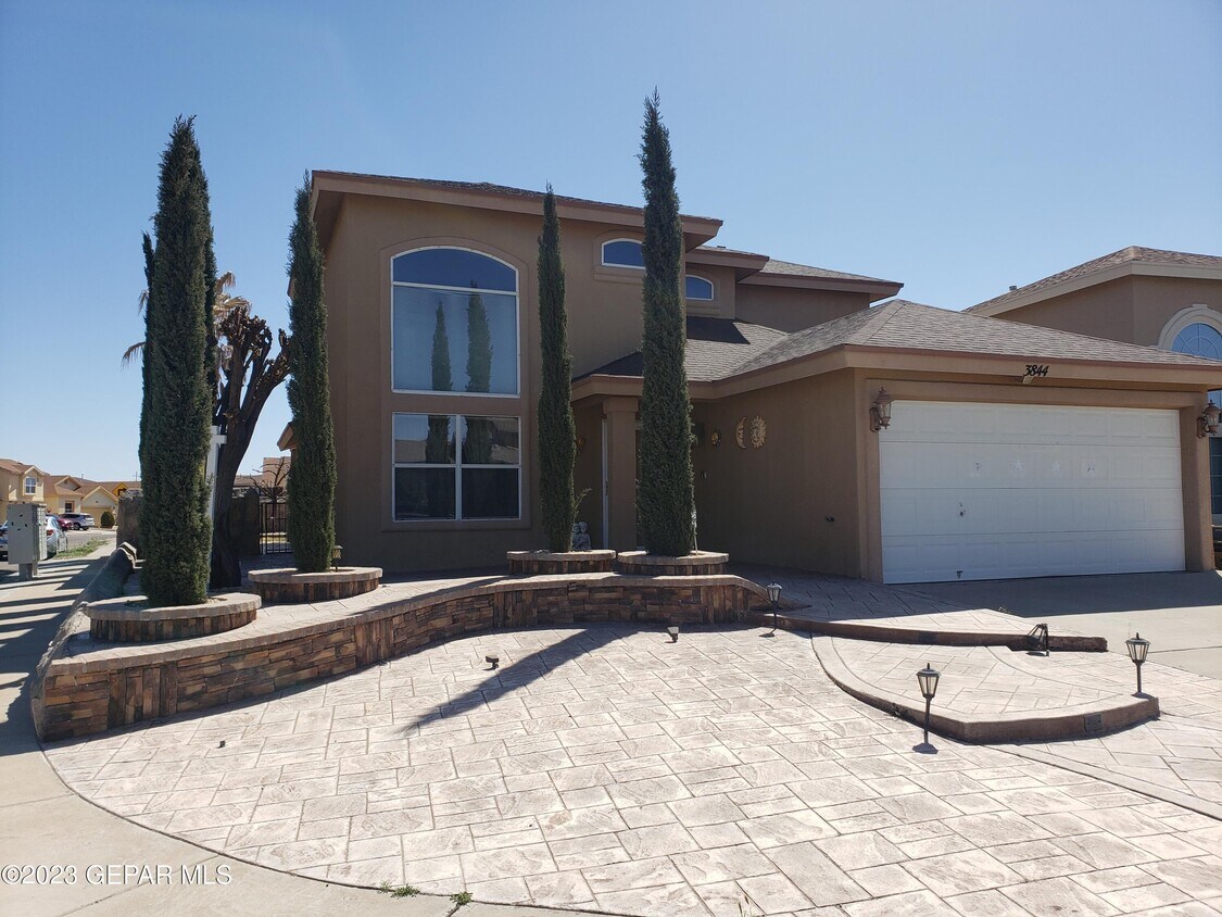 3844 Tierra Fiji Ln, El Paso, TX 79938 House for Rent in El Paso, TX