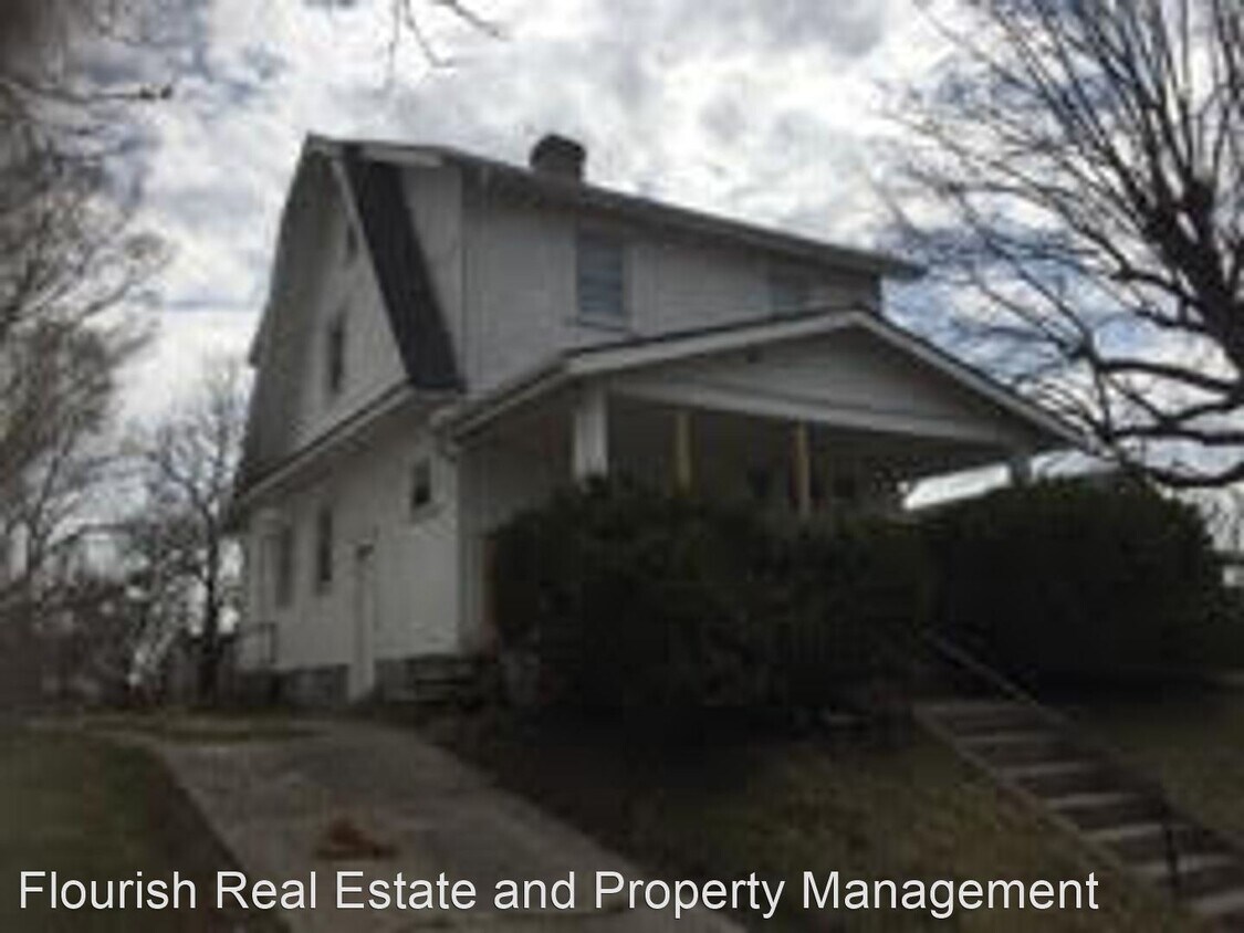 Primary Photo - 2 br, 1 bath House - 126 E. Maplewood Avenue