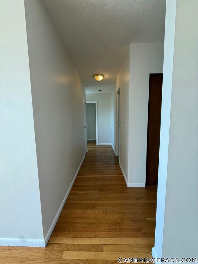 Foto del edificio - 1643 Cambridge St