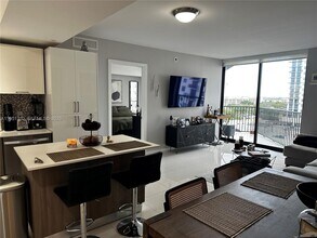 Building Photo - 5252 NW 85th Ave