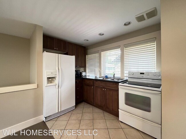 Foto del edificio - 1 br, 1 bath House - 7033 126th Ave NE