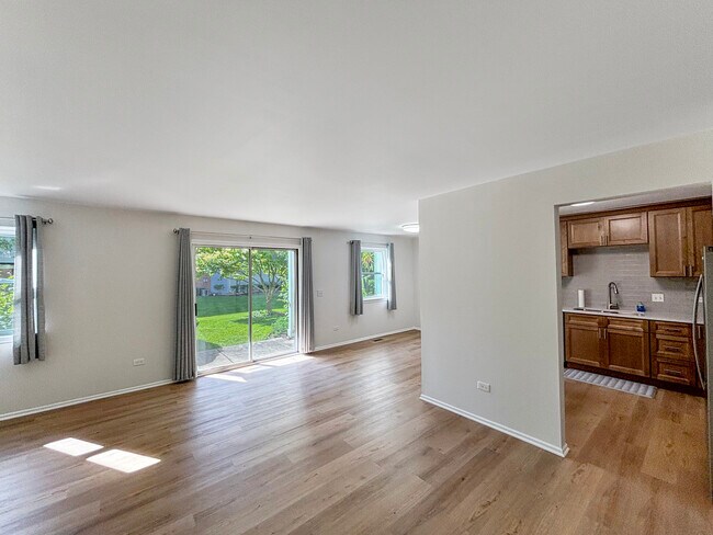 Foto del edificio - 71 Larch Ct