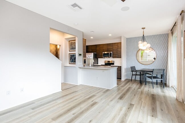 Foto del edificio - NorthPark 3Bedroom, 2.5 Bathroom SFH