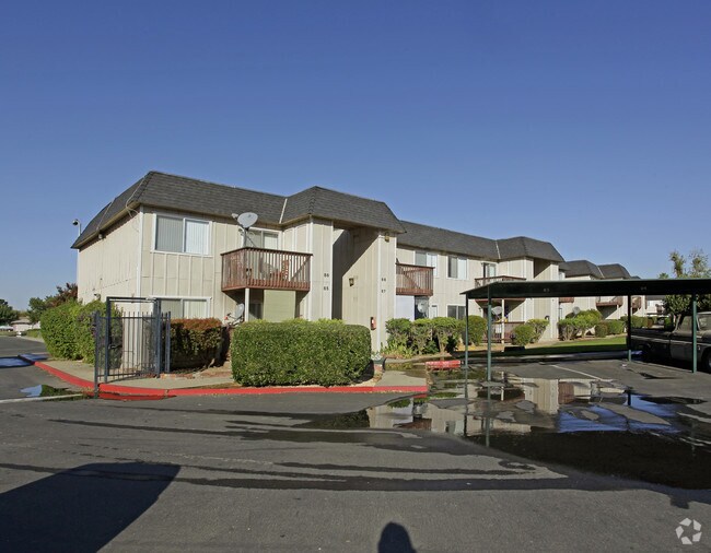 Lincoln Pointe Apartments Lincoln Pointe Apartments