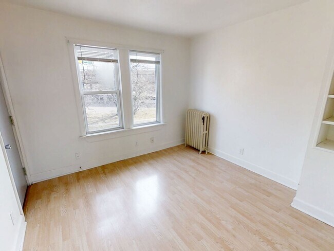 Foto del edificio - 113-115 N 22nd Ave W