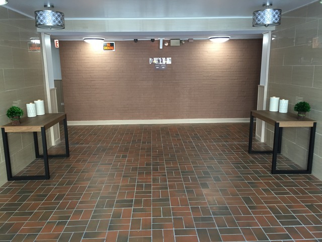 Foto del edificio - 1025 W Hollywood Ave