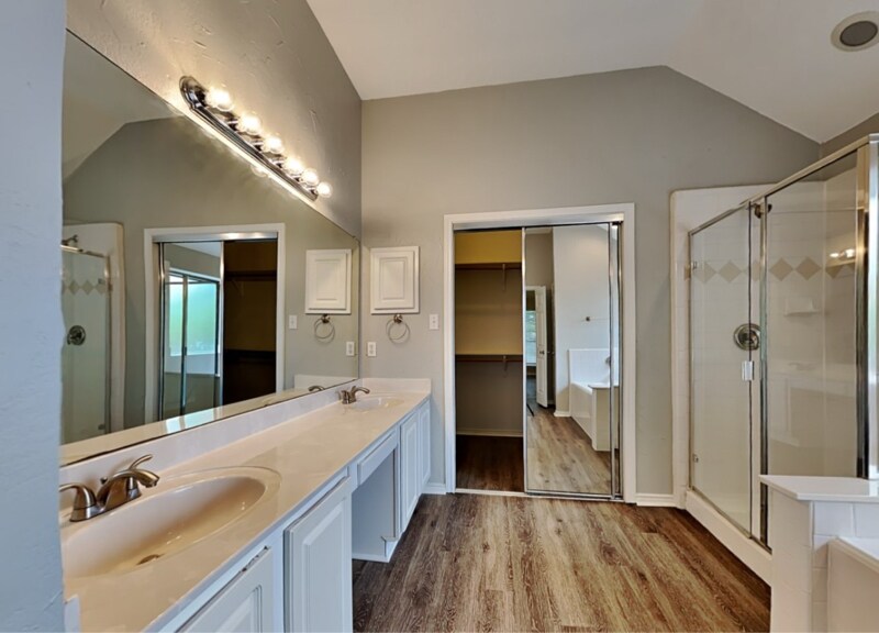 Foto principal - 7917 Desert Rose Ct
