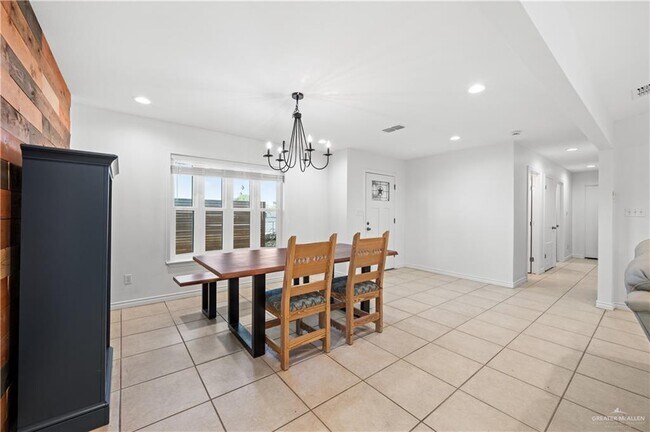 Foto del edificio - 4012 Auburn Ave W