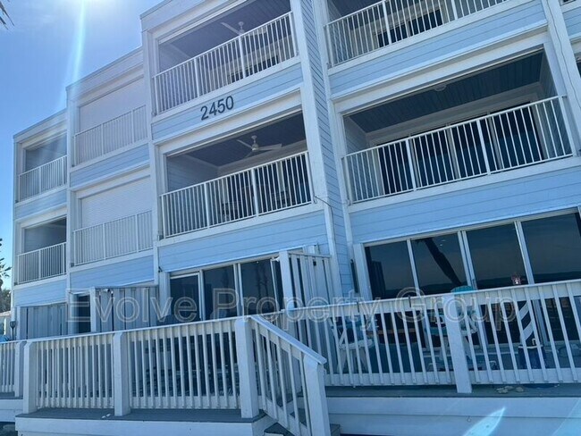Foto del edificio - 2450 Ocean Shore Blvd