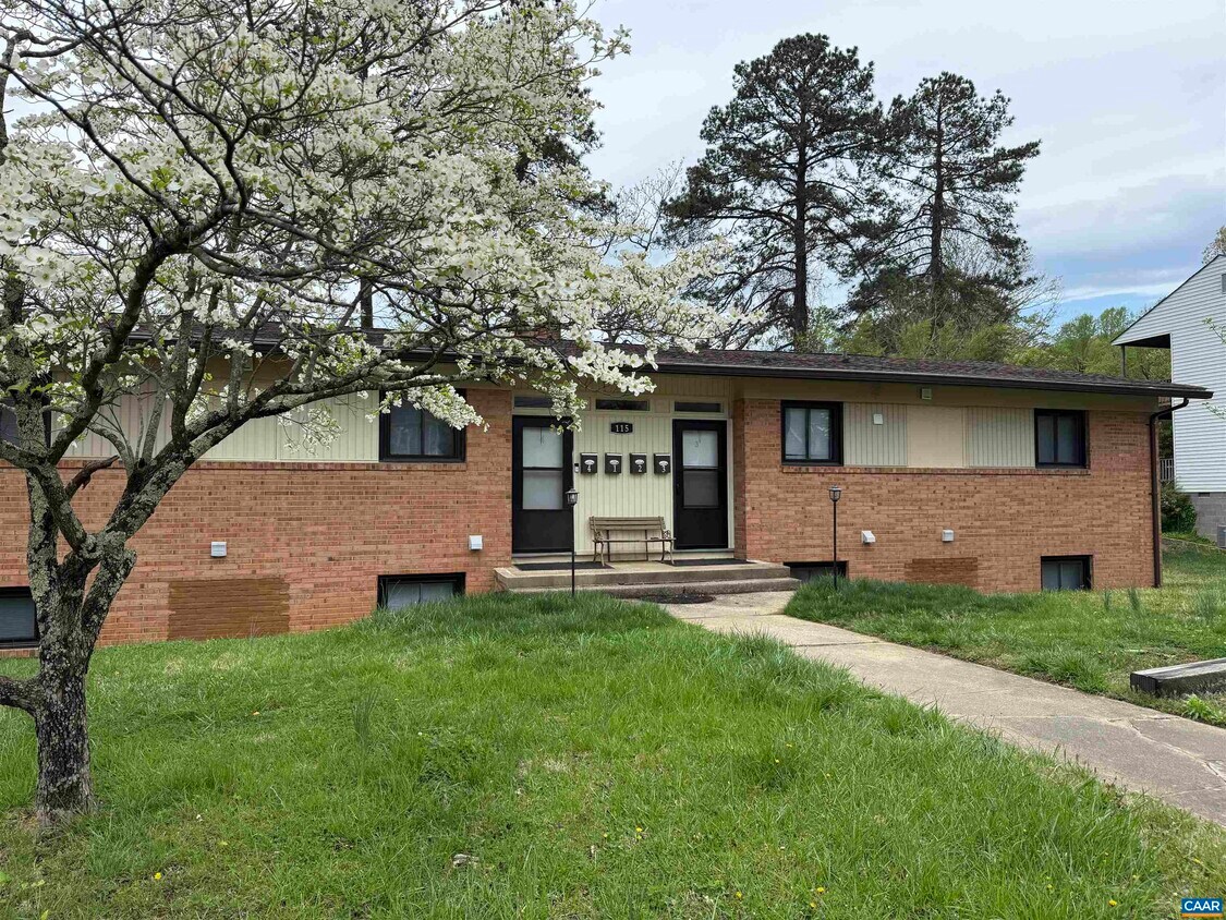 Foto principal - 115 Apple Tree Rd