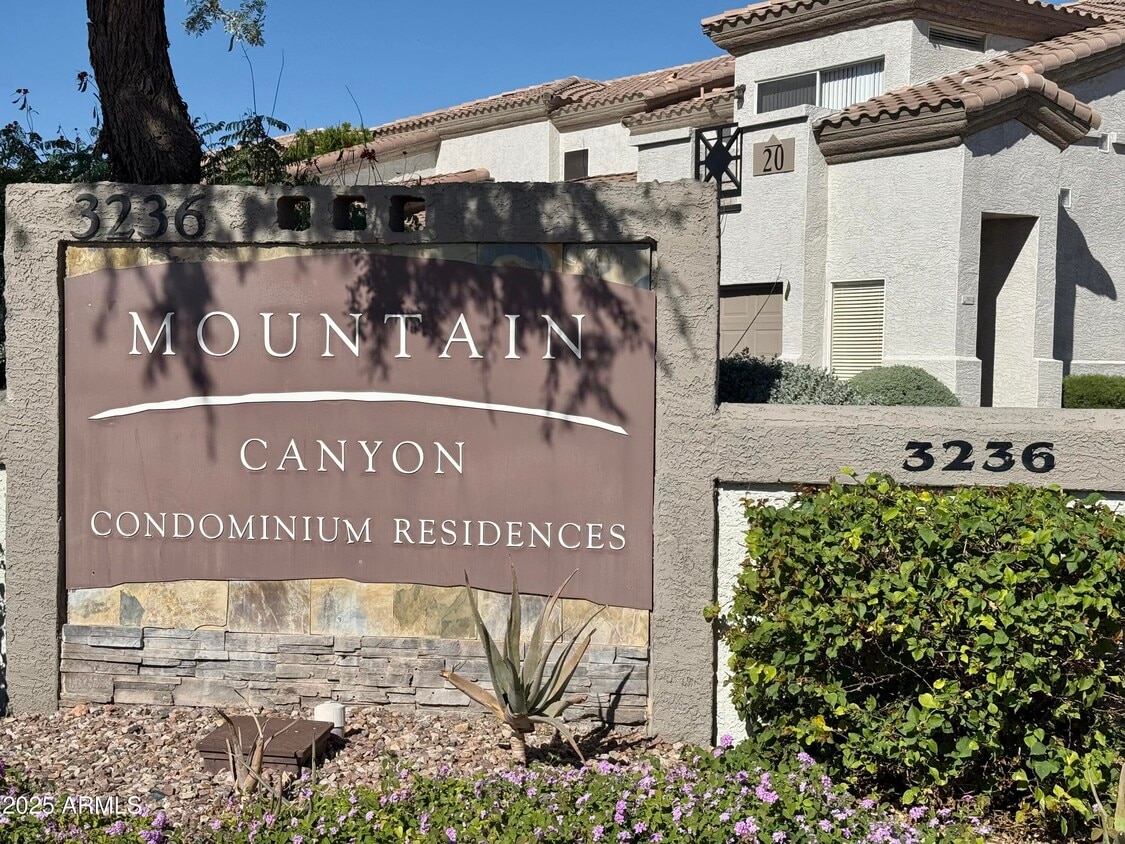 Primary Photo - 3236 E Chandler Blvd