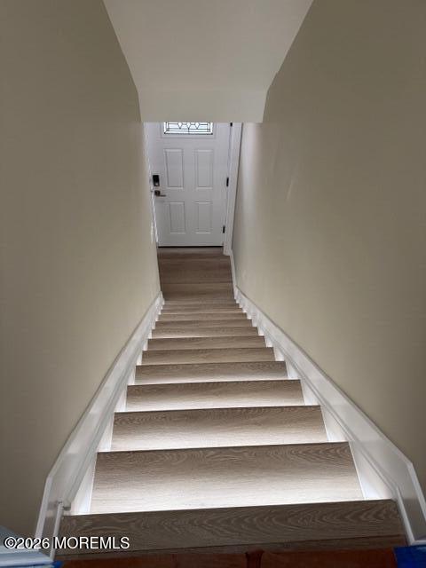 Building Photo - 4 Beachway Ave