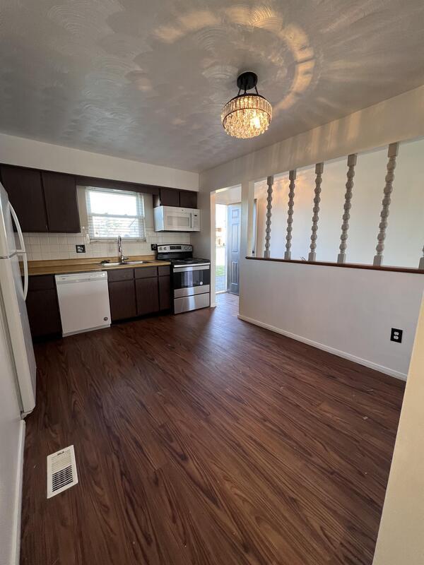 600 Kitrina Ave Unit 4, Tipp City, OH 45371 Condo for Rent in Tipp