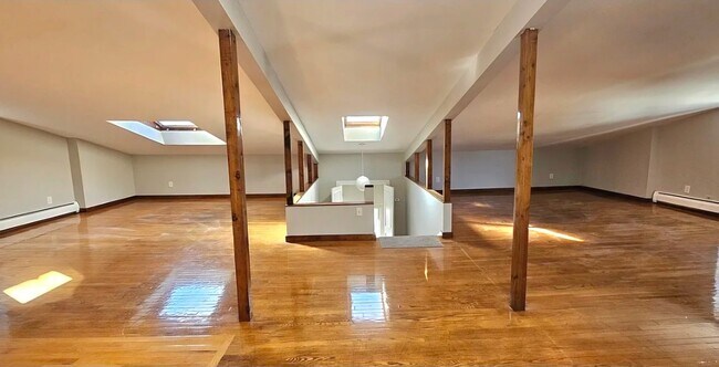 Foto del edificio - 533 Chapel St