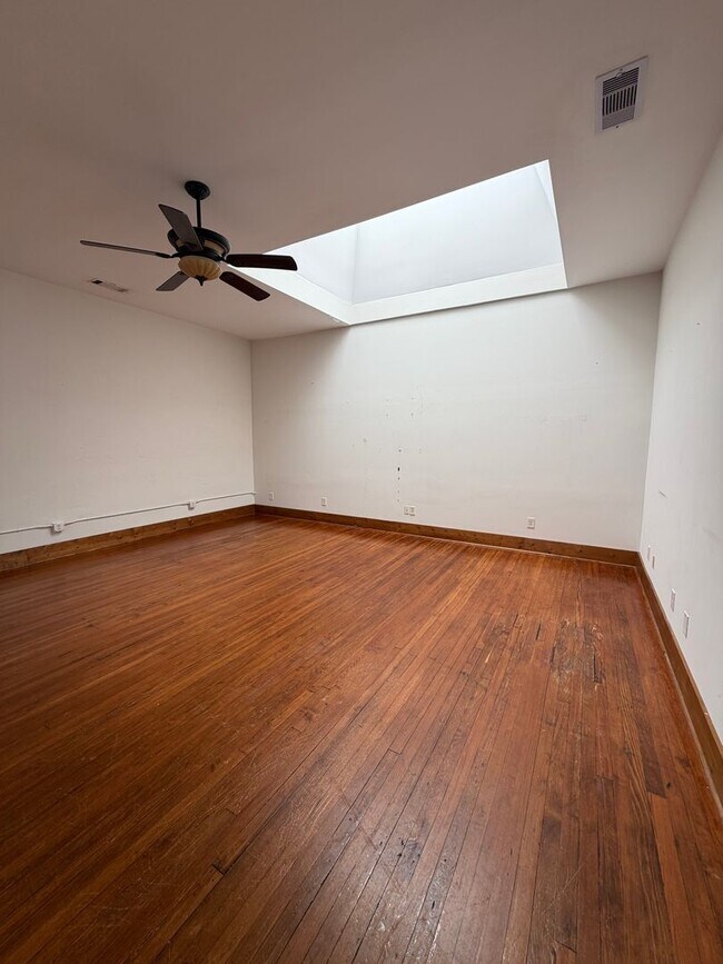 Foto del edificio - 115 12th St