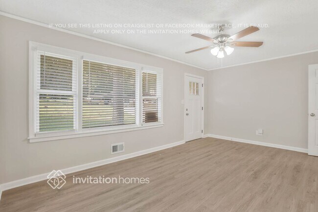 Foto del edificio - 2859 Monterey Dr