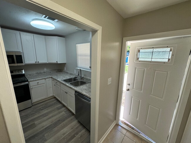 Foto del edificio - 6307 Jack St