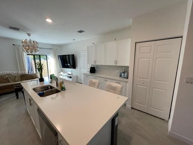 Foto del edificio - 1524 SW 28th St