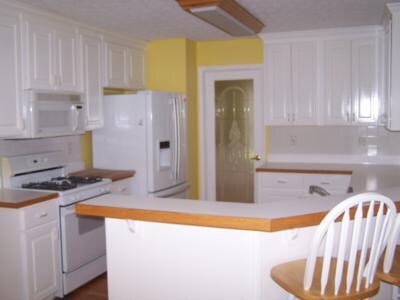 Building Photo - 5020 Hopeland Dr