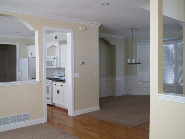 Building Photo - 5113 W 163rd St