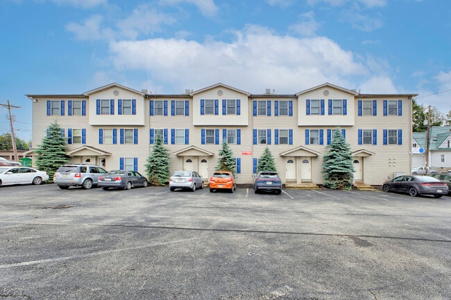 Building Photo - The Penn Quarters-Old Town