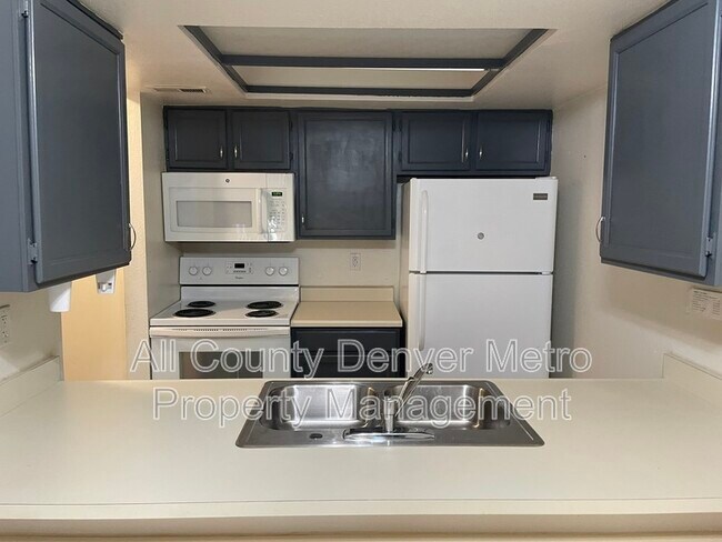 Building Photo - 4292 S Salida Way