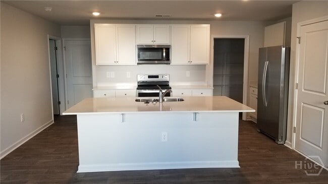 Building Photo - 402 Sea Breeze Dr