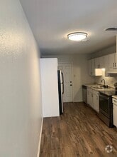 Building Photo - 408 Kearley Dr