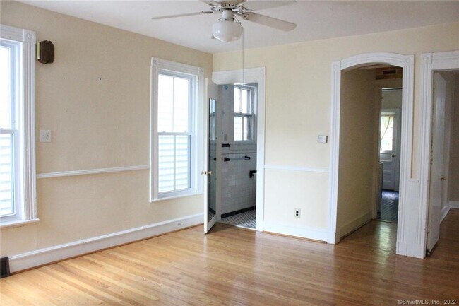 Foto del edificio - 28 Cottage St