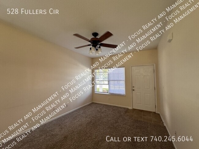Building Photo - 528 Fuller's Cir
