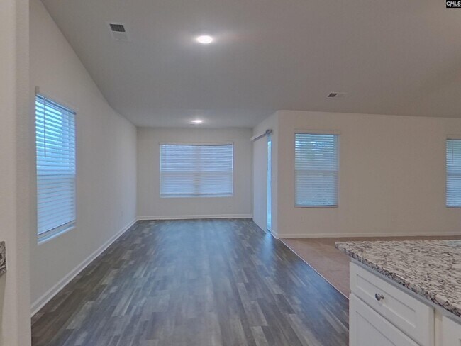 Building Photo - 202 Sundew Rd