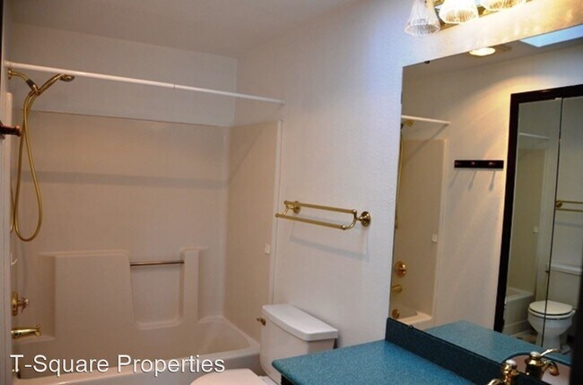 Building Photo - 2 br, 2.5 bath House - 8010 Mukilteo Speed...