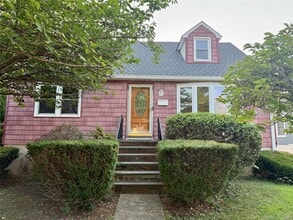 Building Photo - 61 Juniper Rd