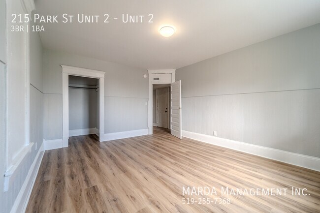 Photo du bâtiment - NEWLY RENOVATED 3 BED/1 BATH IN CHATHAM + UTILITIES