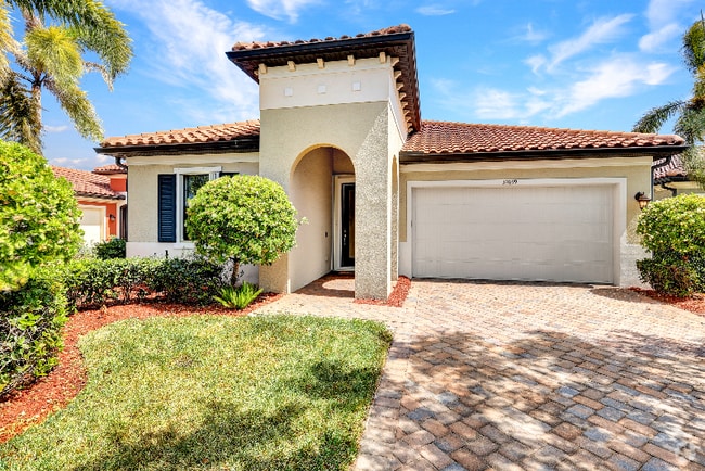 Building Photo - 12699 Fairington Way