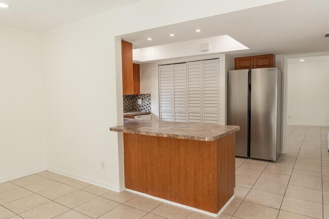 Foto del edificio - 1253 White Pine Dr