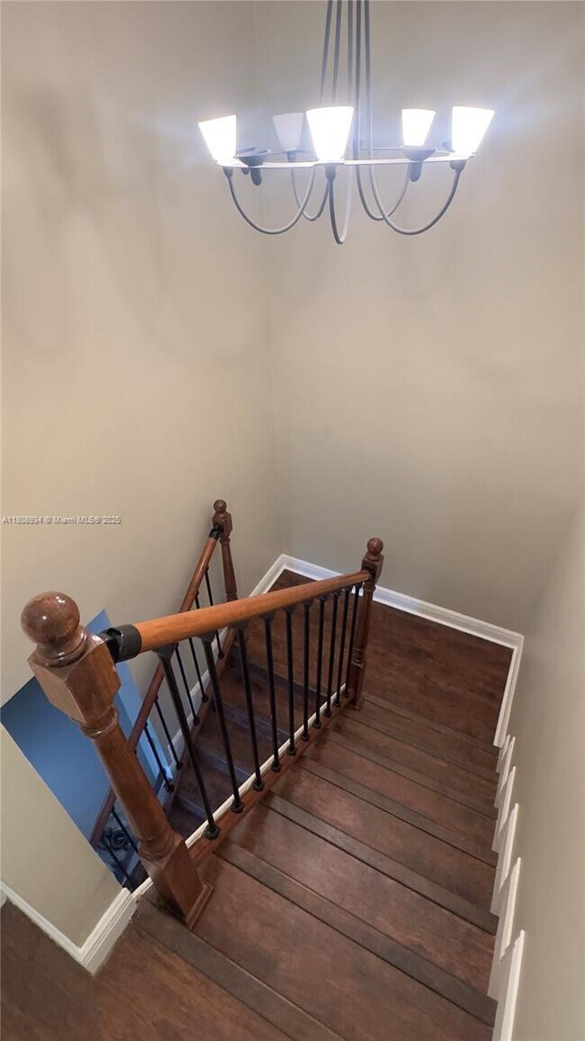 Foto del edificio - 9100 SW 22nd Ct
