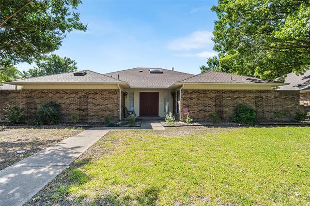 Primary Photo - 9722 Burleson Dr