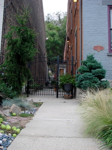 Building Photo - 410 Boal St