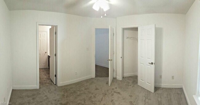 Foto del edificio - 874 W 42nd St