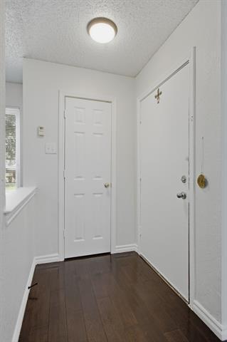 Foto del edificio - 5005 Frontier Ln